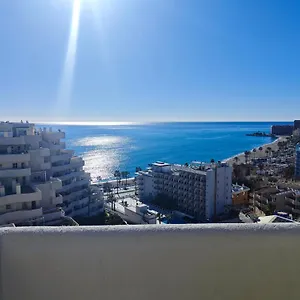apartamentos-holidays-benalbeach.1costadelsol.com/